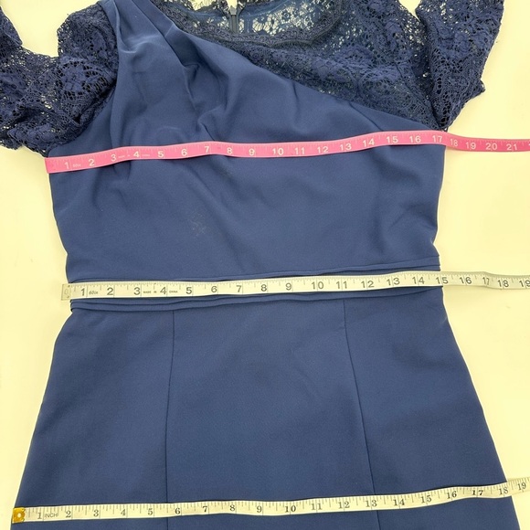 JS Collections navy Maria lace scallop long sleeve column gown NWOT - Picture 4 of 8